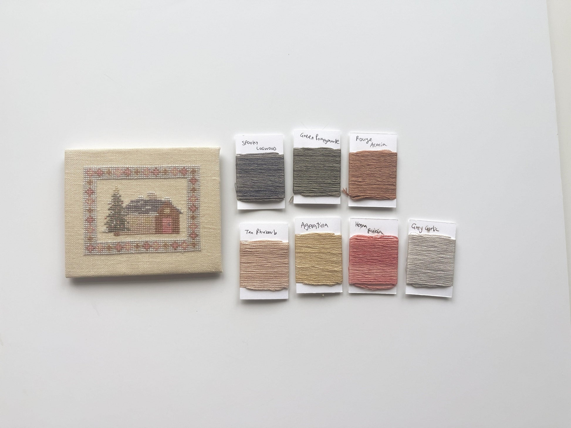 Decorated Tree - Thread Pack (7 skeins) - Vera's Stitching Corner